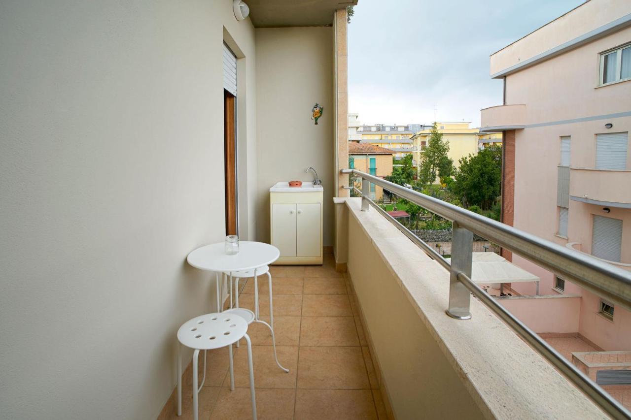 Arcibaleno Hotel Sabaudia Bagian luar foto